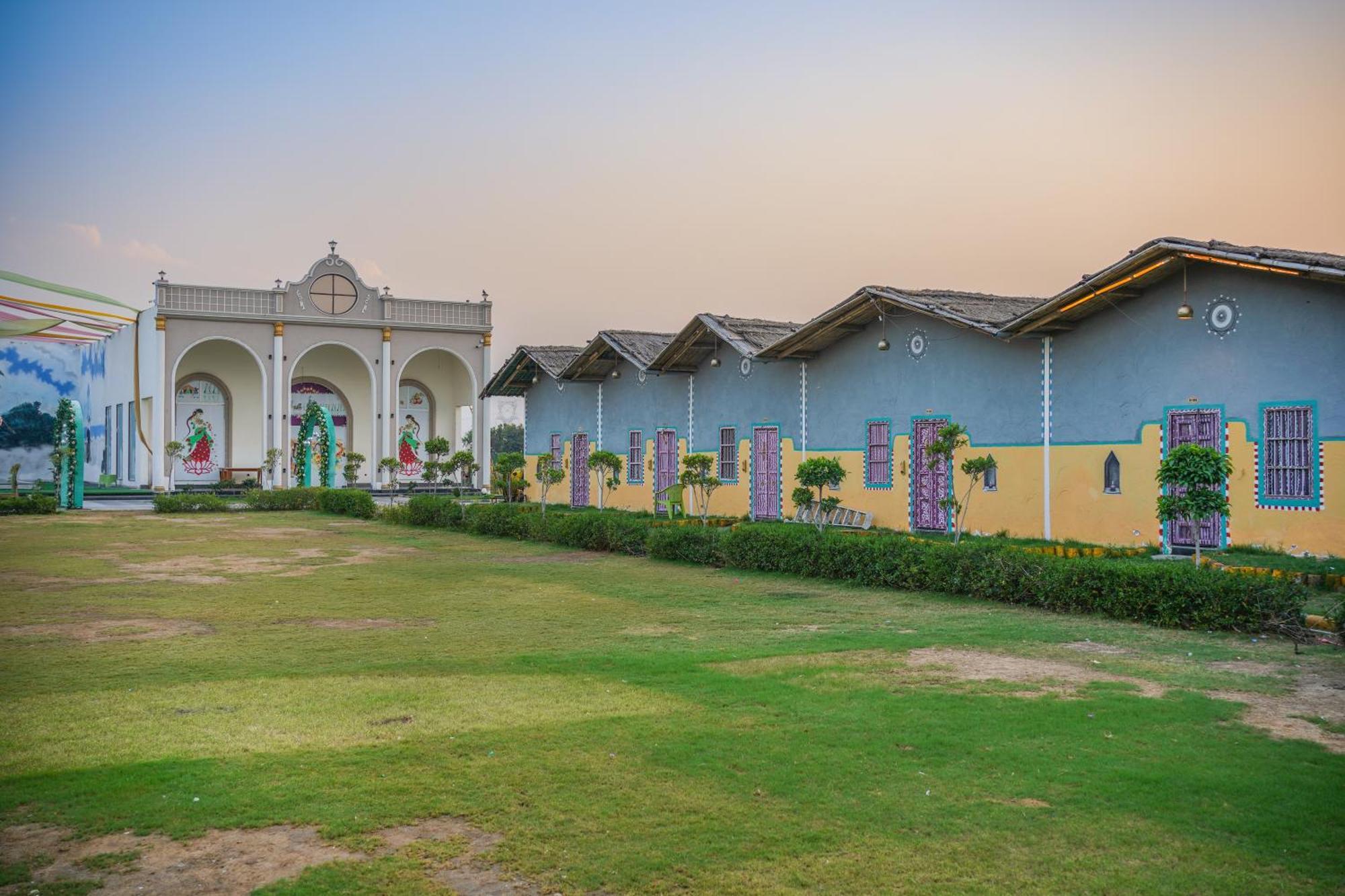 Royal Delight Resort Madina ภายนอก รูปภาพ